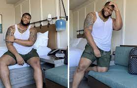 Maybe you would like to learn more about one of these? Rihanna S Savage X Fenty Praised For Using Plus Size Male Model Steven G