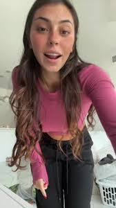 Miranda Holman's Instagram, Twitter & Facebook