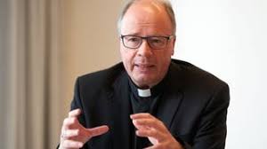 Er wolle mit diesem schritt. Kritik Von Missbrauchsopfern Marx Verzichtet Auf Bundesverdienstkreuz Swr Aktuell
