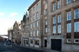 Edinburgh has more history and culture than you can fling a bit of shortbread at. Hotel Edinburgh Royal Motel One Design Hotels Edinburgh Royal