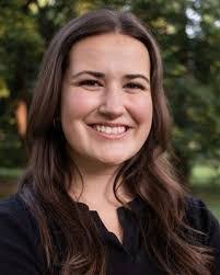 Sarah Sedlock's Instagram, Twitter & Facebook