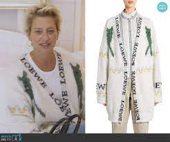 Shop for camel sweater turtleneck online at target. Wornontv Dorinda S White Patterned Cardigan On The Real Housewives Of New York City Dorinda Medley Clothes And Wardrobe From Tv