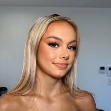 CONNOR STEEN MUA (@connorsteenmua) • Instagram photos and videos