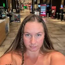 miranda mae (@m.i.r.a.n.d.a.mae)