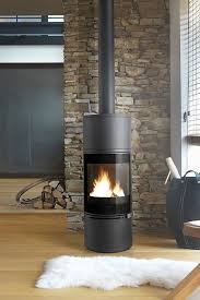Quel Poele Choisir Pour Chauffer Une Maison Poele A Bois Poele A Bois Moderne Cheminee Poele A Bois