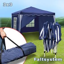 Les tonnelles pliantes avec rideaux sont souvent utilisées pour des évènements spéciaux. Tonnelle Pliante Topiwall