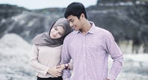 10 tanda lelaki sayang kita dalam diam walaupun tak tunjuk. Tanda Tanda Lelaki Sayang Pasangannya Namun Banyak Wanita Tidak Faham