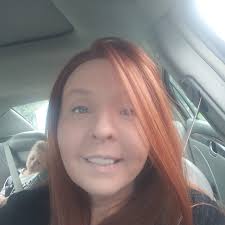 Tribute to a young girl who passed away, community shows kindness