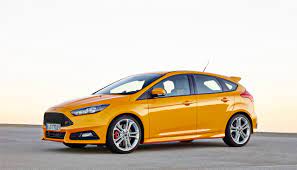 Ford focus is available with a choice of 1.5 and 2.0 litre ecoblue engines, incorporating the latest diesel technology to improve power, torque and economy, whilst reducing emissions. Ford Focus St 2014 2018 Fordfan De