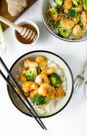 Also find vegan, vegetarian, whole30, aip, and ditch the soy with these paleo sticky honey chicken drumsticks. Ginger Honey Chicken With Broccoli Paleo A Saucy Kitchen