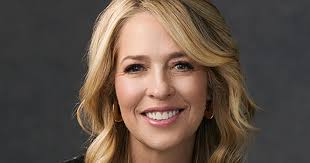 SNL' Lampoons Local News Satellite Delay