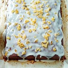 There's her classic chocolate yule log, for instance, to impress your guests at the end of a meal or as alternative christmas dessert. Recipes Mary Berry
