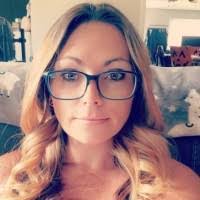 Danielle Toomey's Instagram, Twitter & Facebook