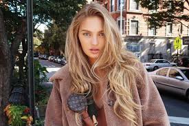 1) mix hair bleaching powder with 20 or 30 or 40 volume hydrogen peroxide in a ratio of 1: I M A Hair Bleach Addict Here S How I Prevent The Damage Beauticate