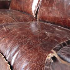 This canapé en cuir vieilli graphic has 10 dominated colors, which include buccaneer, temptress, madras, eunry, light gray, costa del sol, copper rose. Canape Vintage 3 Places En Cuir Marron Colonel Maisons Du Monde