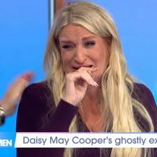 Daisy May Cooper halts ITV Loose Women to break down in floods of tears