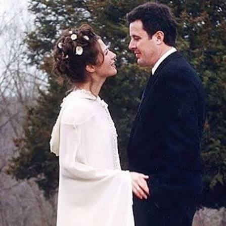 Country Music's Longest Marriages: Vince Gill and Amy Grant have been  married for 24 years and 4 months . . . #vincegill #AmyGrant
