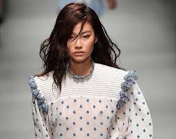 In this tutorial, you will learn how to dye your hair like a pro. 20 Dark Brown Hair Color Ideas For 2021 All Things Hair Ph