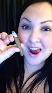 Amanda Innes (@ShadowCoral)