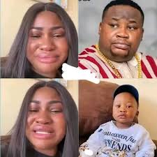 In fact, the mother Ken Ofori Atta himself portrayed at a youth forum,  ALLEGEDLY got married to Justice Anin Yeboah' FATHER. Ken & Anin Yeboah  therefore, grew together in the same BROKEN