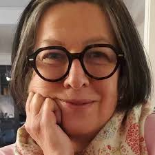 Meet Your Paintvine Artist Jenny Bain