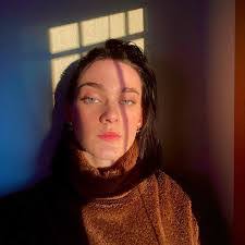 Anna Lea's Instagram, Twitter & Facebook