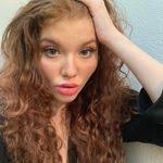 Holly Dominguez's Instagram, Twitter & Facebook