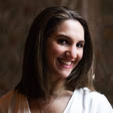 Daisy Chung's Instagram, Twitter & Facebook