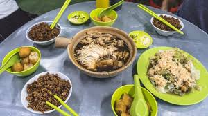Now you can make some of your favorite foods from the comfort of your own kitchen. What To Eat In Kl Where To Eat In Kl Top 10 Kuala Lumpur Must Eat Food Best Places To Try Them Living Nomads Travel Tips Guides News Information