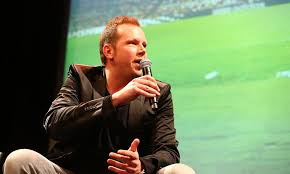 Das beste bild verdient die beste stimme: Wolff Fuss Im Interview Uber Den 1 Fc Koln Die Frau Wechselt Der Klub Bleibt