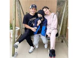 'malayo mararating niya sa industriya' by: In Photos Jennylyn Mercado And Dennis Trillo Welcome 2021 With Kids Alex Jazz And Calix Andreas Gma Entertainment
