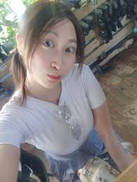 Mabel Tong (@_mabel.tong) • Threads, Say more