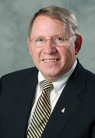 Carson Nease's Instagram, Twitter & Facebook