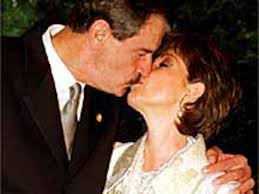 El presidente se casa con la portavoz