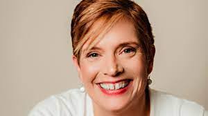 Vicki Baird's Instagram, Twitter & Facebook