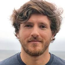 Luis Heberto Fonseca ha sido una figura emblemática del atletismo en  Venezuela, conocido por su dedicación y su destacado rendimiento en las  pruebas de fondo, especialmente en los 10,000 metros y maratón.