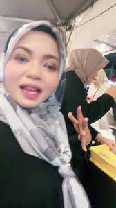 Kalisya Buat Donat Spesial untuk Ibu