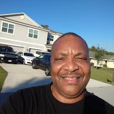 Follow Lakevious Oliver