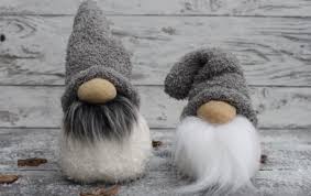 Tuto Realisez Un Gnome De Noel A Partir D Une Chaussette