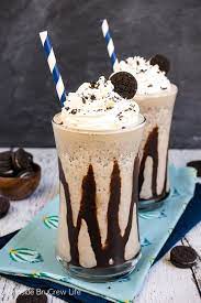 Mocha Oreo Milkshakes Coffee Cookies And Ice Cream Make This Easy Three Ingredient Drink Taste Like A Coffe Oreo Milkshake Oreo Milkshake Recipe Oreo Shake