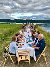 In this episode of outstanding in the field, we take you to the swamps and coastal wetlands of louisiana, the land of bayous and beignets and a state with one of the most dynamic coastlines in the united states.the wetlands that make up the louisiana coast are vast and. Outstanding In The Field A Farm To Table Dinner In A Setting That Gives You Goosebumps