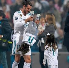 He was straight off to wales to prepare for their euro 2016 qualifiers. Nava Valentina Bale Explore Tumblr Posts And Blogs Tumgir