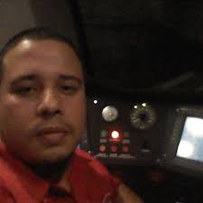 Edward Araque (@EdwardAraque)