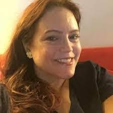 Melinda Loomis's Instagram, Twitter & Facebook