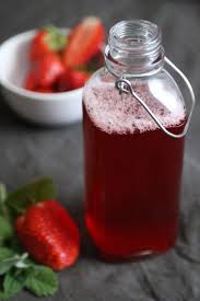 Fruchtiger Erdbeersirup Aus Dem Thermomix Erdbeersirup Rezepte Thermomix Erdbeeren