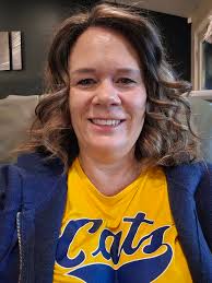 Good morning! Where are you watching from? Post below!! Also let me know if  your tailgateing this weekend!! (I might stop by)