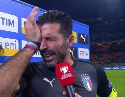Jednym z bohaterów meczu był leonardo spinazzola, który uratował swój zespół przed utratą. Wscieklosc I Rozpacz We Wloszech Ten Mecz Moze Obalic Rzad Magazyn Sportowiec Wywiady Analizy Komentarze Sportowe