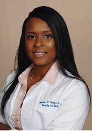 Amber Shepard's Instagram, Twitter & Facebook