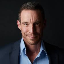 Learn about the Mentors helping entrepreneurs in our program