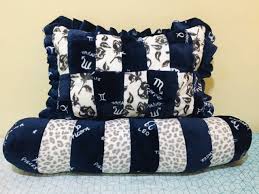 Scopri ricette, idee per la casa, consigli di stile e altre idee da provare. Bantal Empuk Isi Bulu Domba Home Made Best Seller Shopee Indonesia